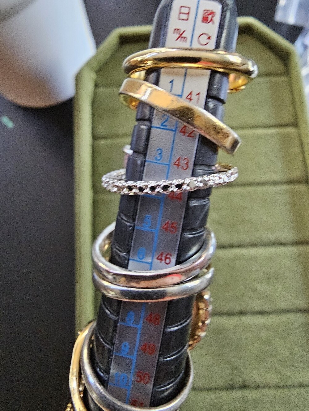 Lot Of Vintage Rings - Picture 6 of 6